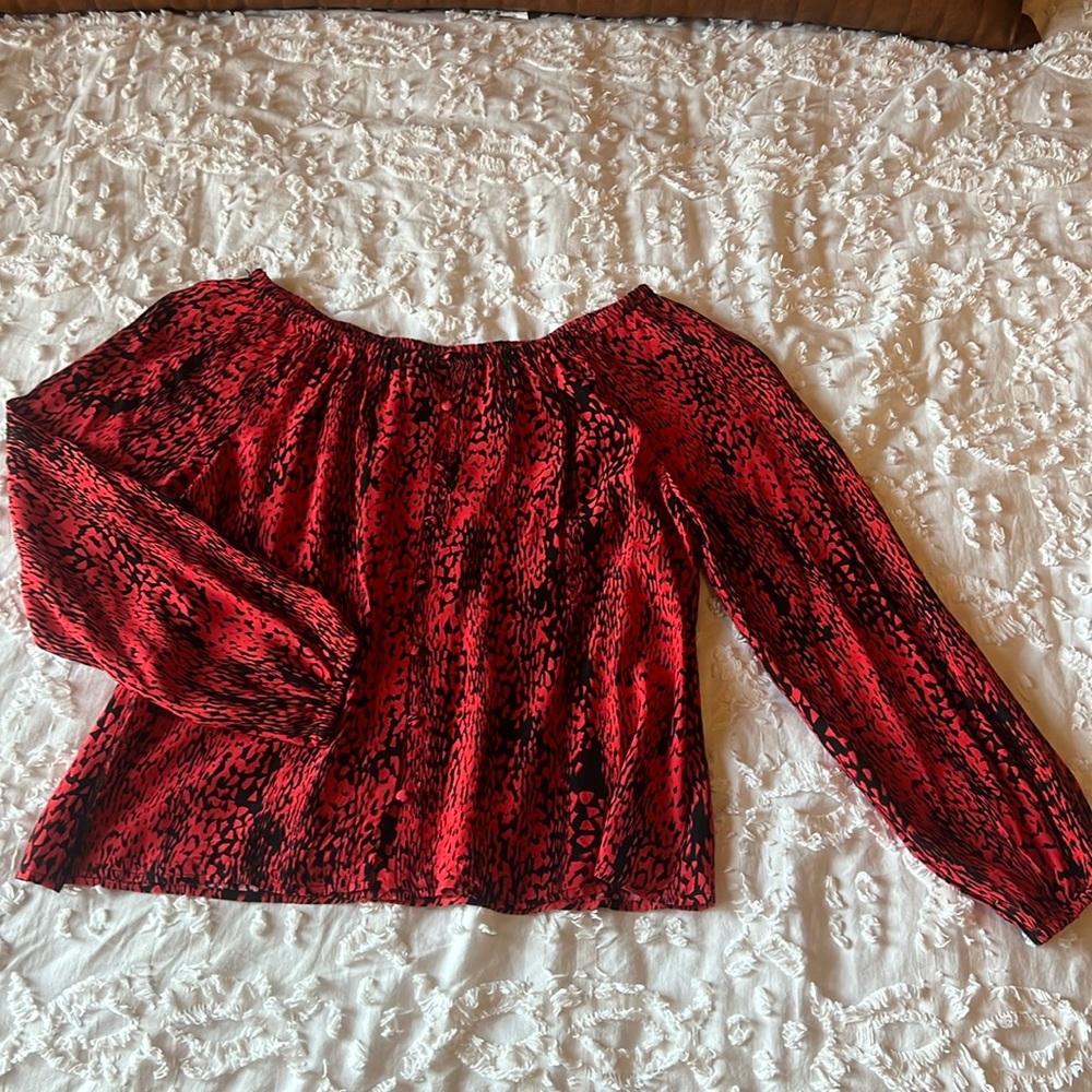 Cute date night top